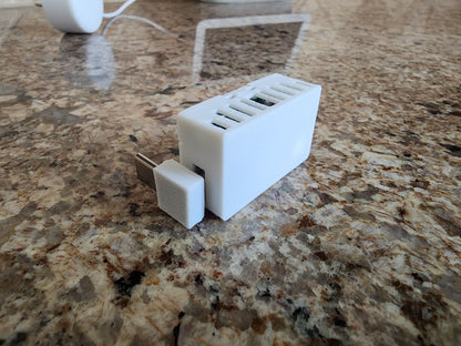 90-Degree USB-C Mount (Male-to-Male)